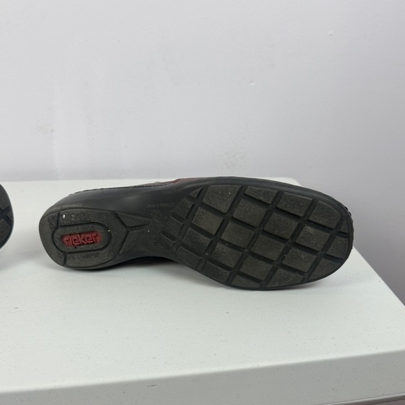 Rieker Calder Casual Comfort Leather Burgundy Slip On Loafers Size 8 - Picture 11 of 11